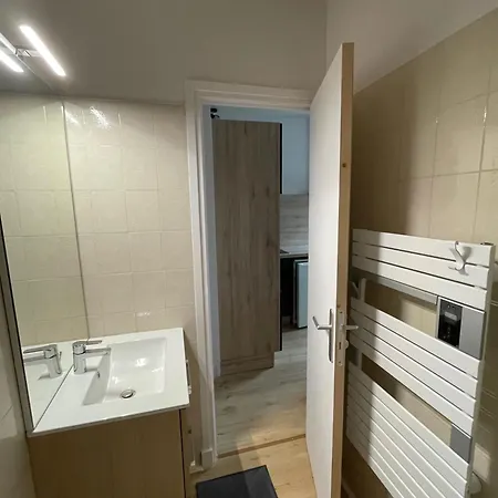 Meuble De Tourisme Dans Parc Arbore 1000M2 - Sejour-La-Roche Eperon La Roche-Posay Room photo
