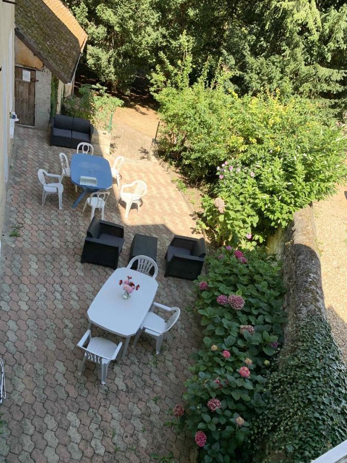 Meuble De Tourisme Dans Parc Arbore 1000m2 - Sejour-la-roche Eperon Appartement *